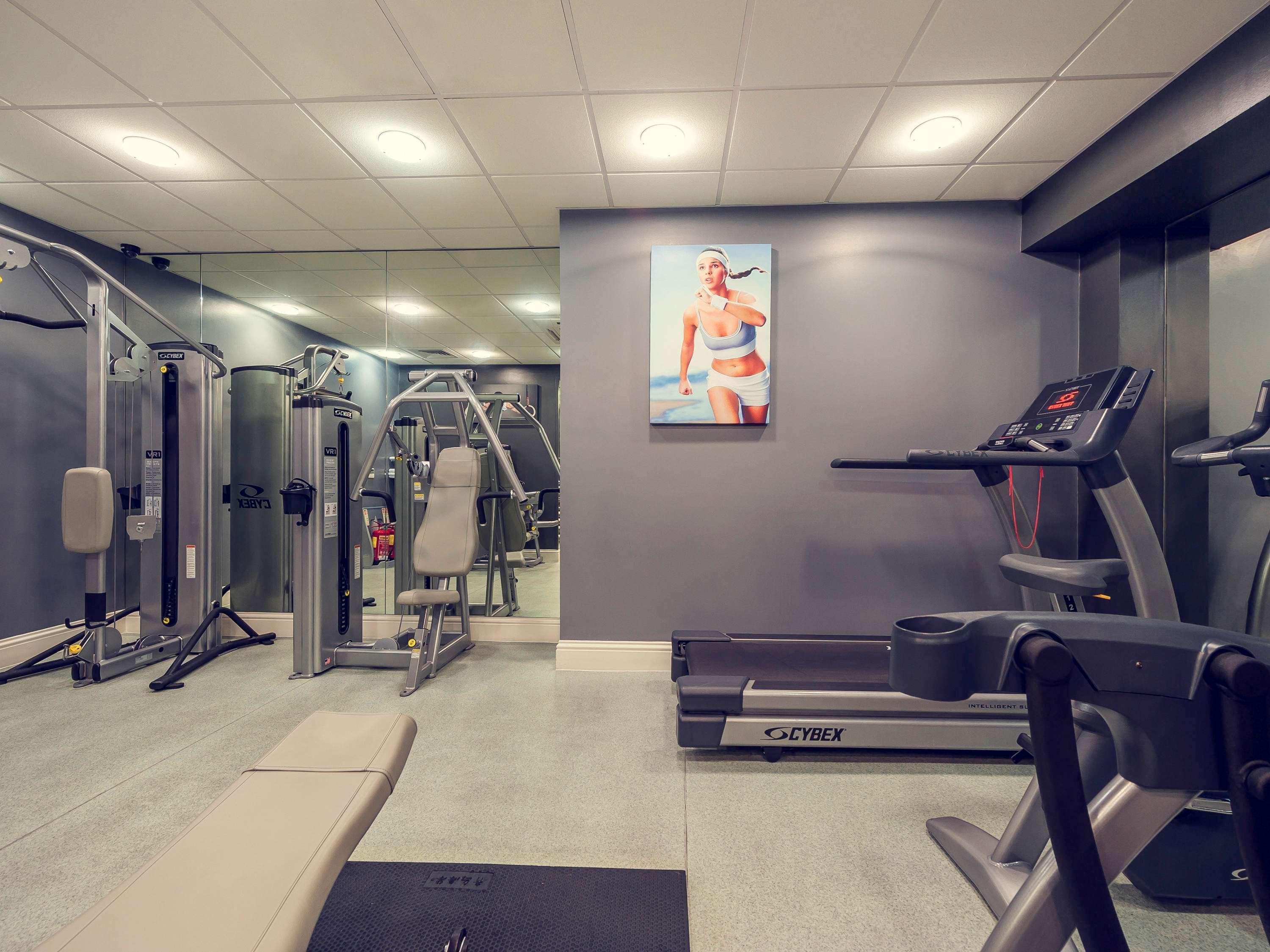 Mercure Centre Hotel 4*